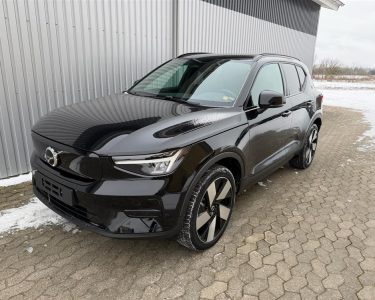 Volvo XC40 EL Core 238HK 5d Aut.